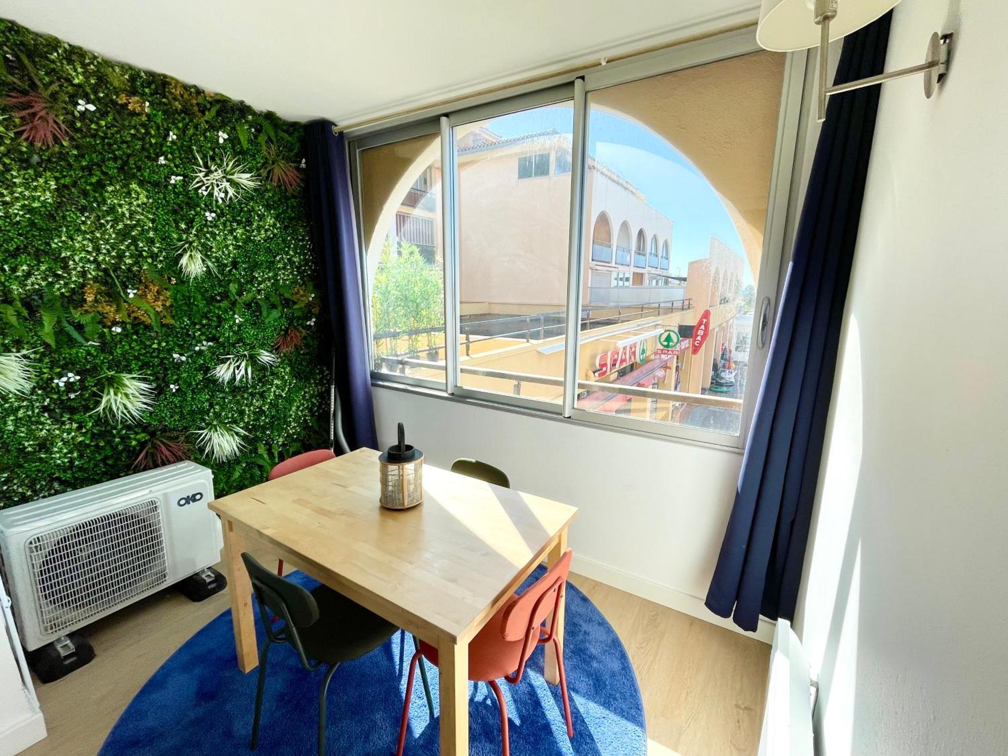 Studio Vue Mer Quartier Des Quilles Sete Exterior photo